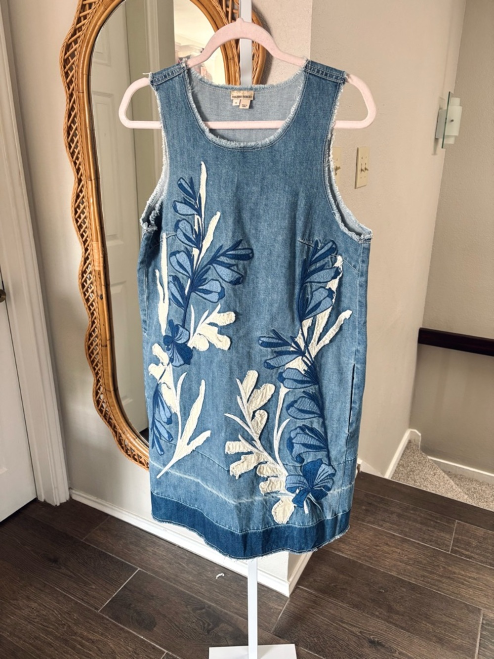 Anthropologie / Holding Horses Sleeveless Embroidered Denim Jean Dress